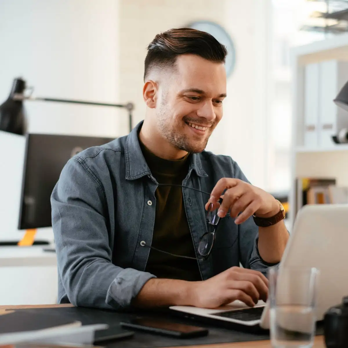 Variante 2: Online mit Live-Dozent:innen