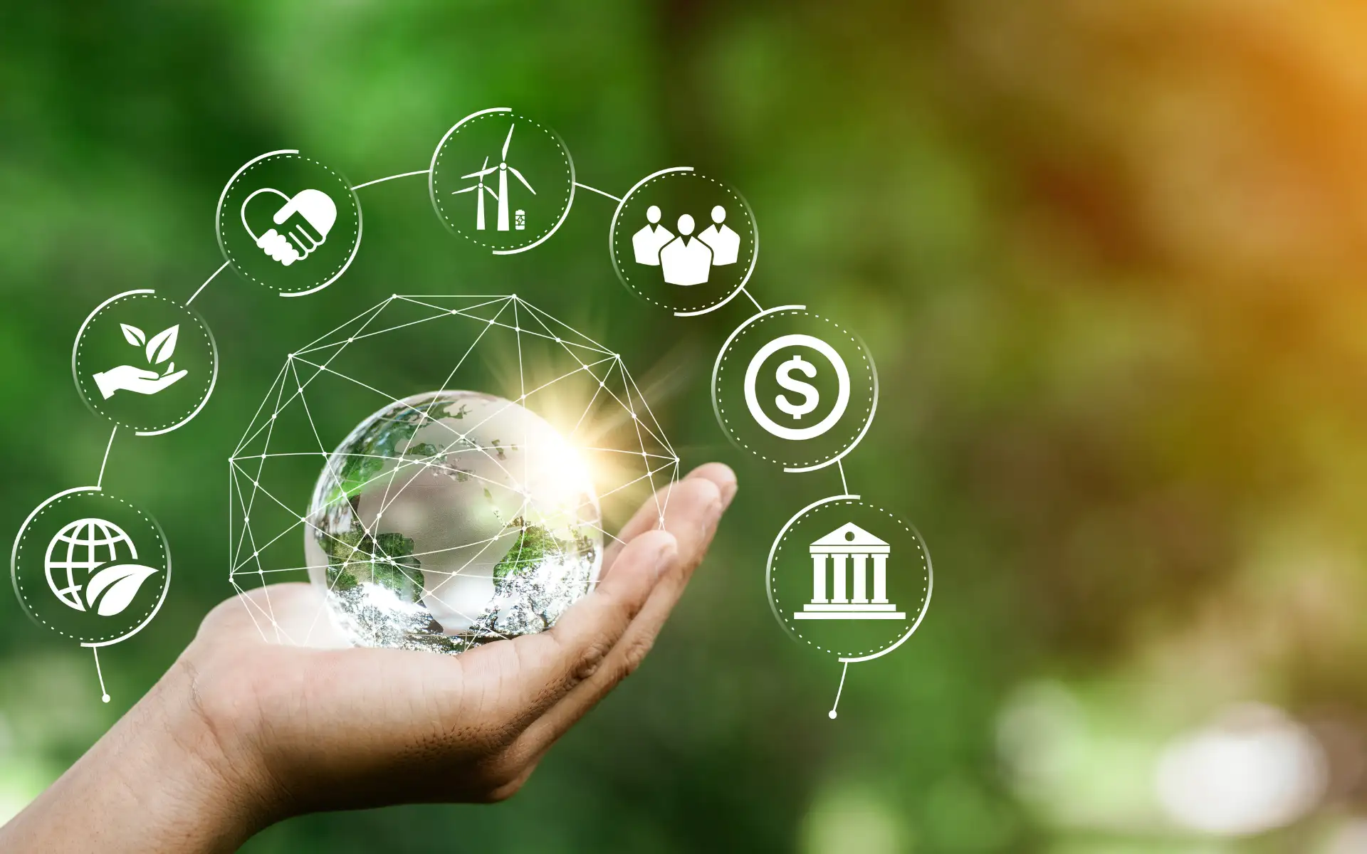 Sie möchten nachhaltige Anlageprodukte verstehen, bewerten und beraten? Unser Lehrgang versorgt interessierte Finanzberater:innen mit dem nötigen Wissen.